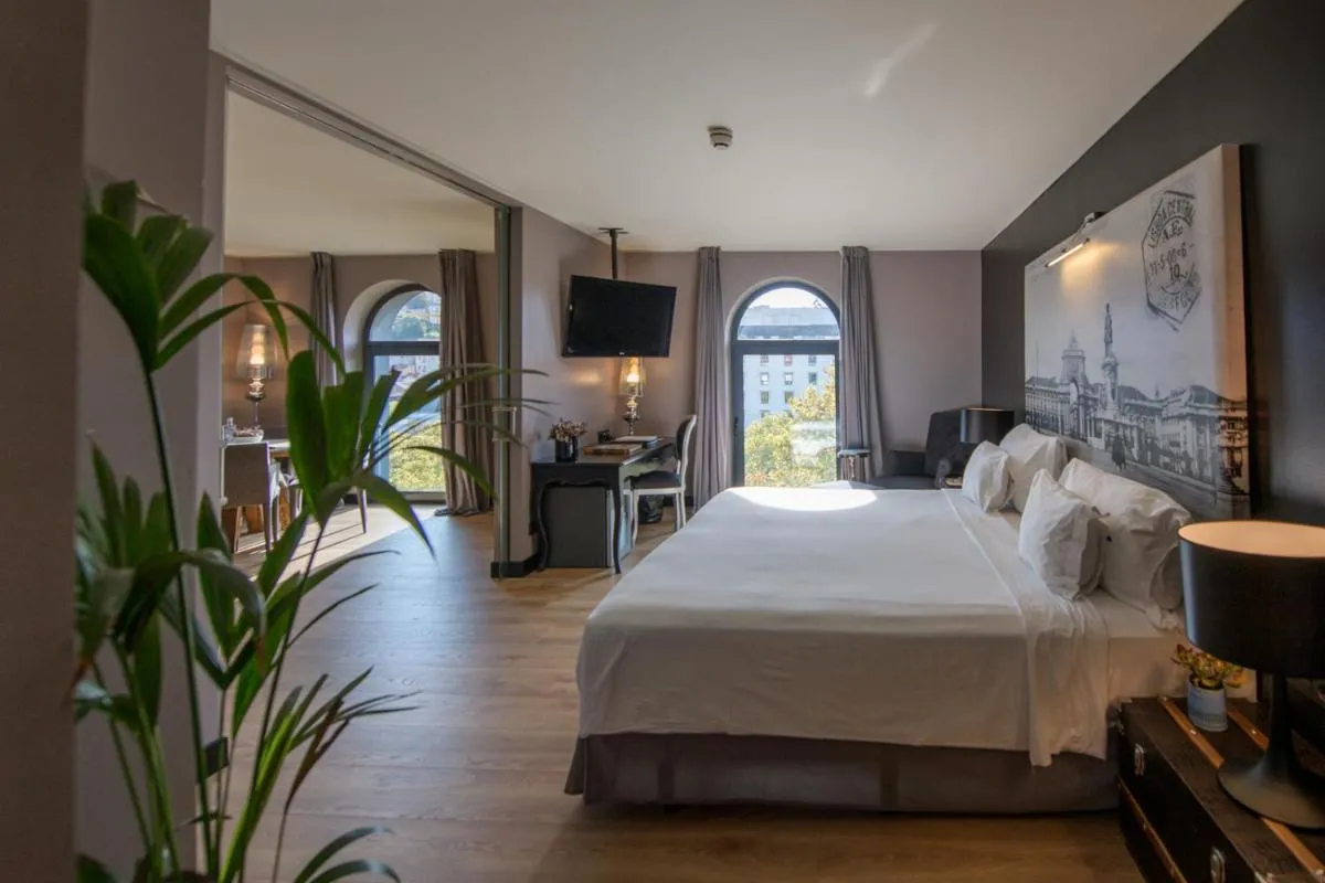 Image 3 of 138 Liberdade Hotel