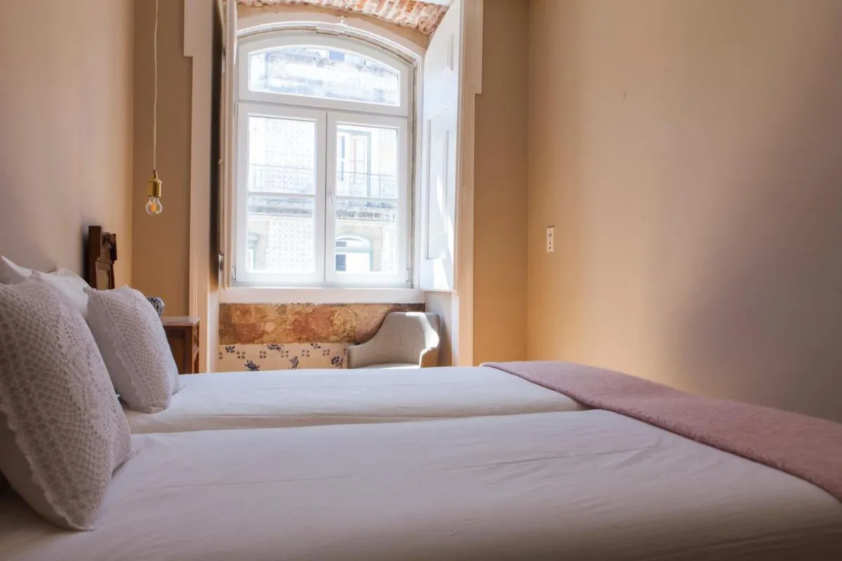 Image 6 of Alfama Baixa Spacious And Bright Apartment Blends the Historic and the Contemporary 2 Bedrs & 2 Bathrs AC 18th Century Building