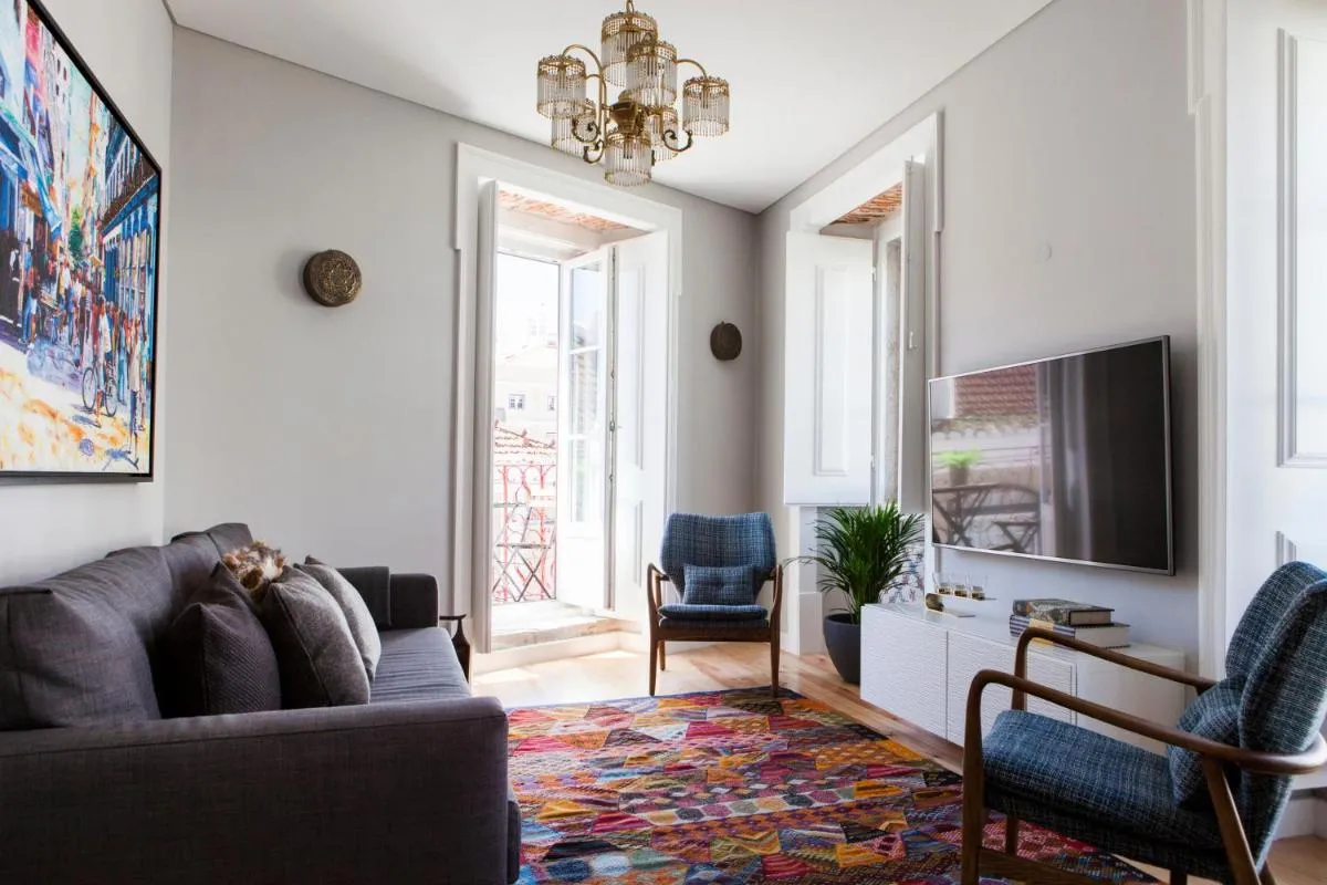 Image 4 of Alfama Sophisticate Flat With Balconies 2Bedrs 2Baths & AC in 19th Century Building Historic Center
