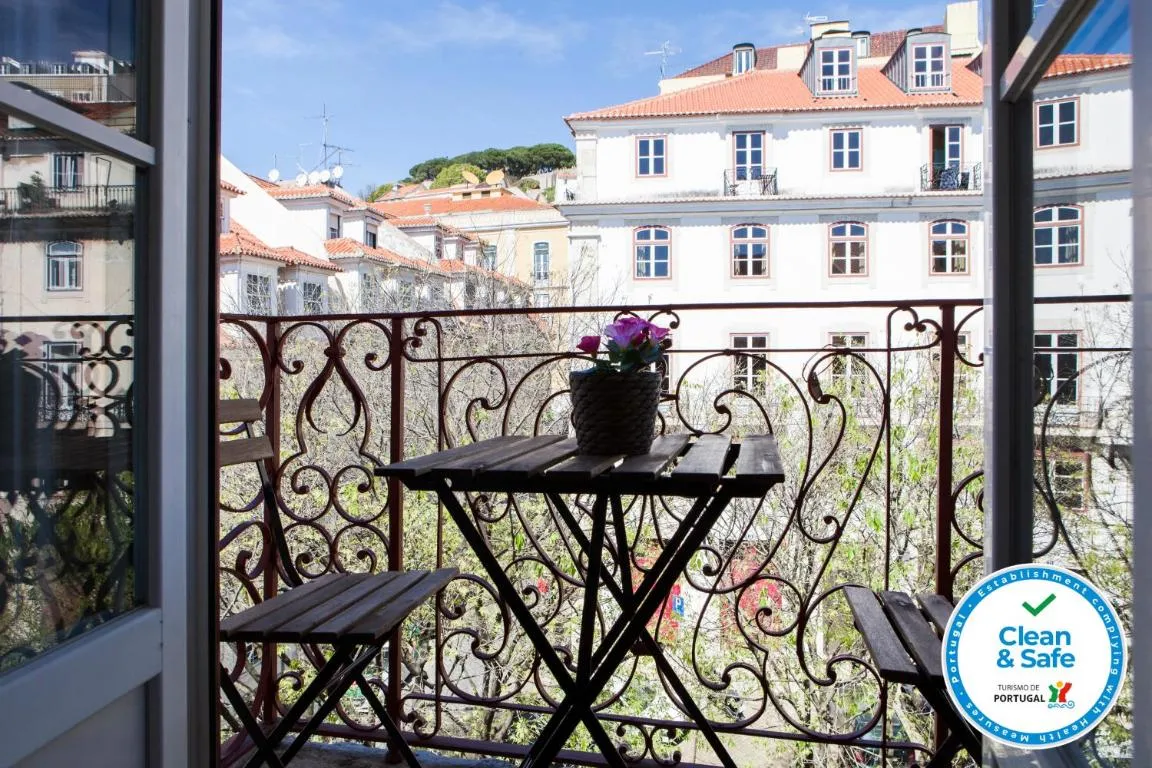 Image of Alfama Sophisticate Flat With Balconies 2Bedrs 2Baths & AC in 19th Century Building Historic Center
