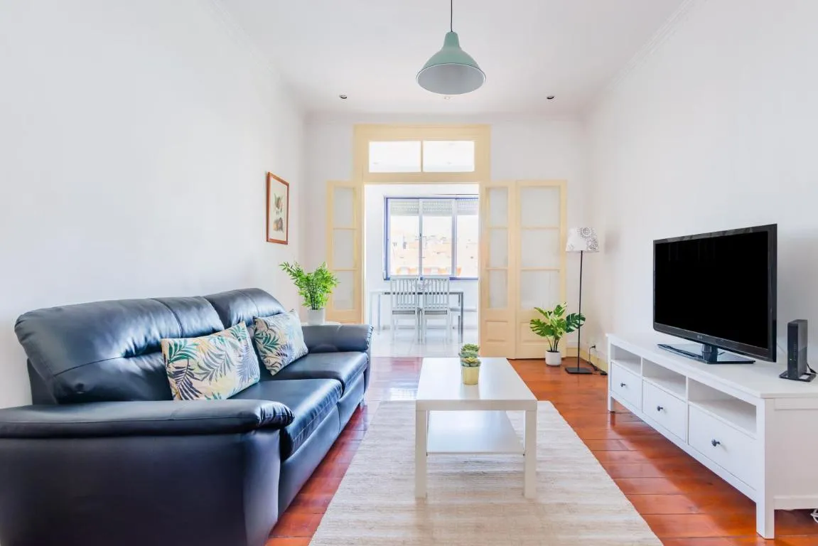 Image of Almirante Home with 3 Bedrooms