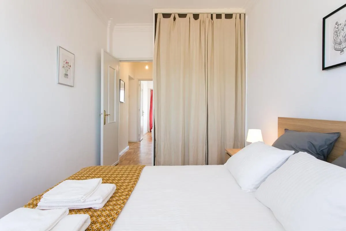 Image 1 of Apartamento Graça 2 quartos com as melhores vistas de Lisboa