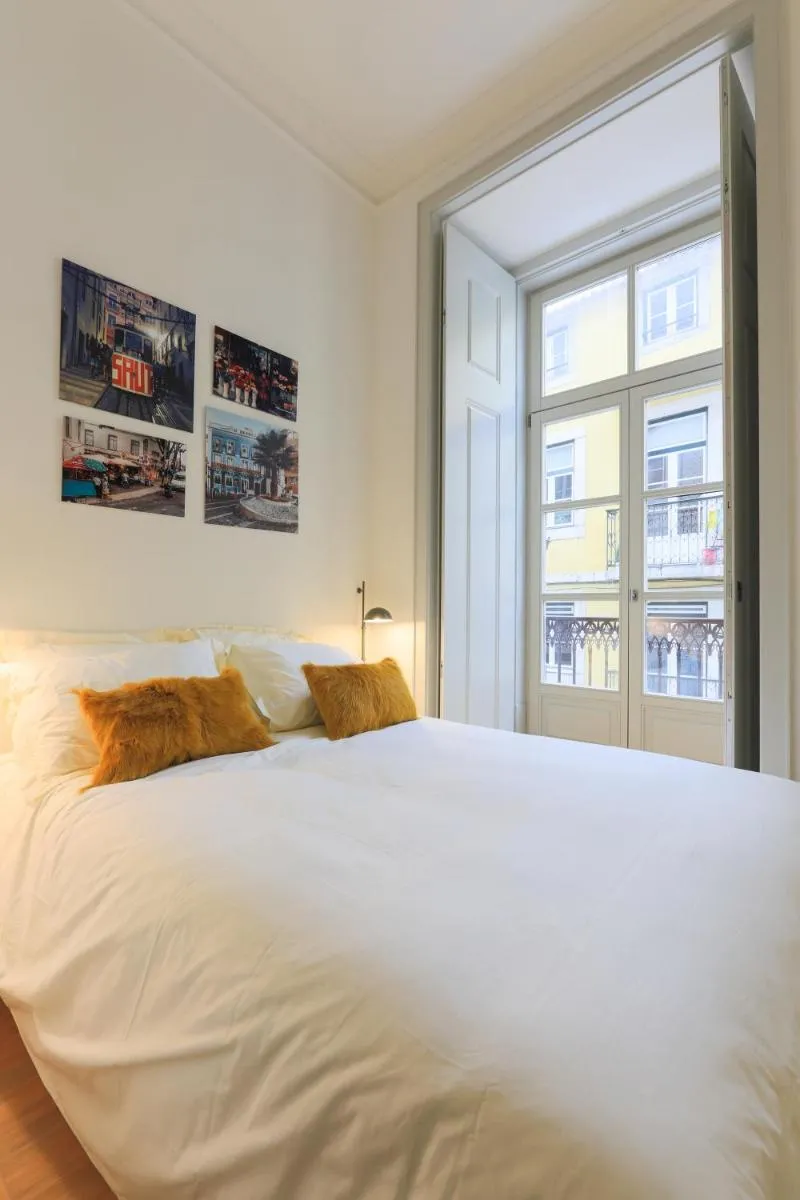 Image 3 of Bacalhoeiros 99 – Beautiful and bright Apartment @ Baixa, Chiado