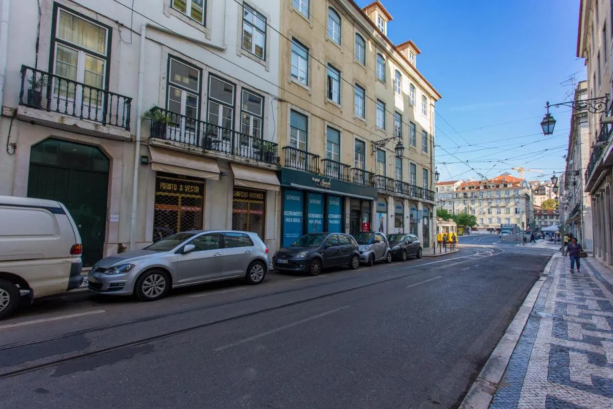 Image 5 of Baixa Modern Three-Bedroom Apartment – by LU Holidays