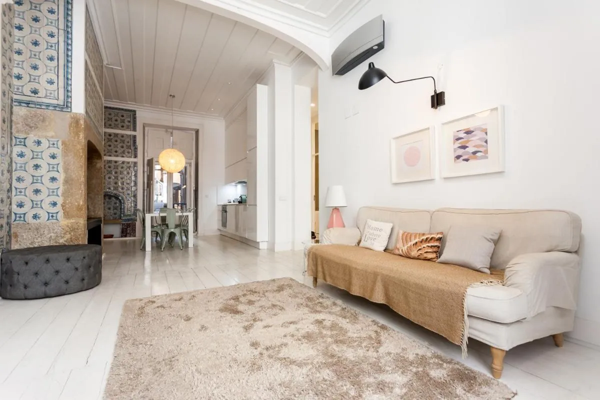 Image 4 of Baixa Tile Blue Two-Bedroom Apartment – by LU Holidays