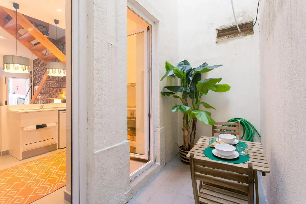 Image 3 of Beautiful house with Patio in Lisbon heart!