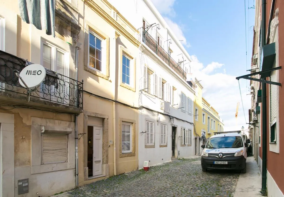 Image 4 of Beautiful house with Patio in Lisbon heart!
