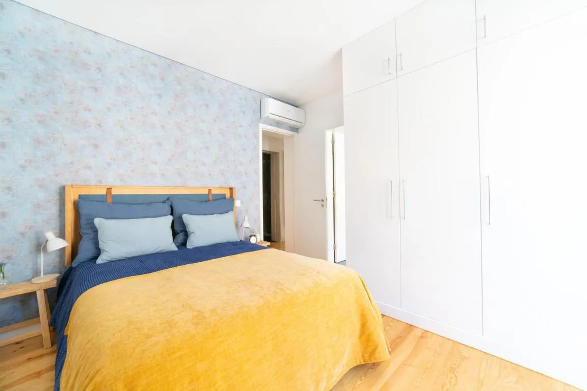 Image of Blue by the River 2 – elegant two-bedroom in Santos