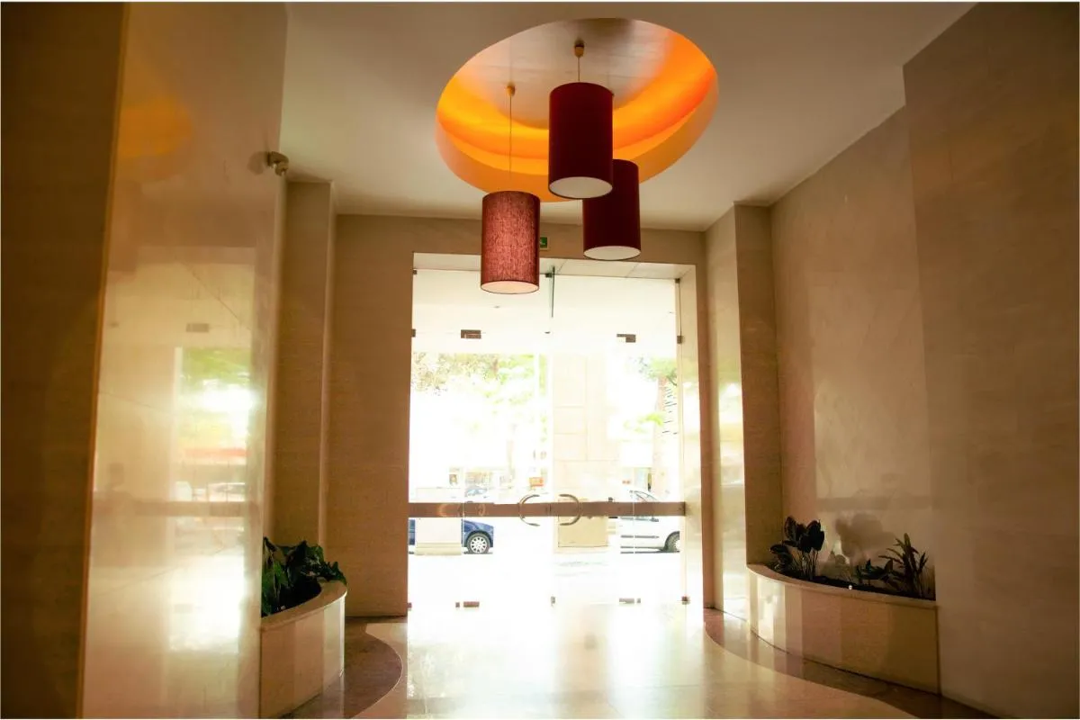 Image 2 of Central Orient Residence – Modern, spacious and sunny! By the river!
