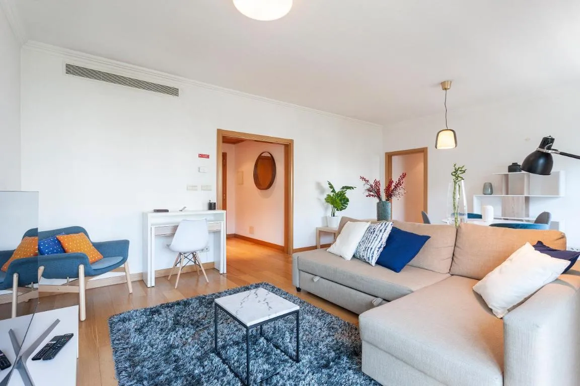 Image of Central Orient Residence – Modern, spacious and sunny! By the river!
