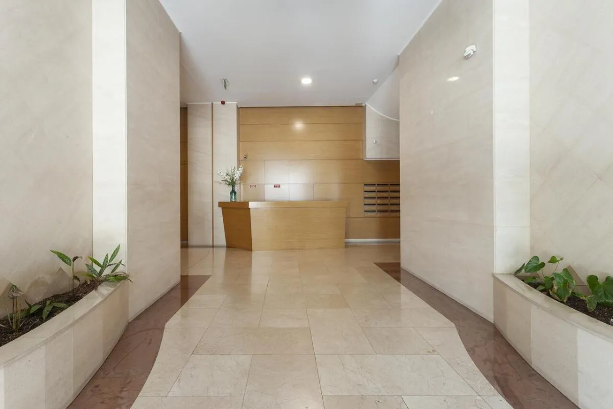 Image 5 of Central Orient Residence – Modern, spacious and sunny! By the river!