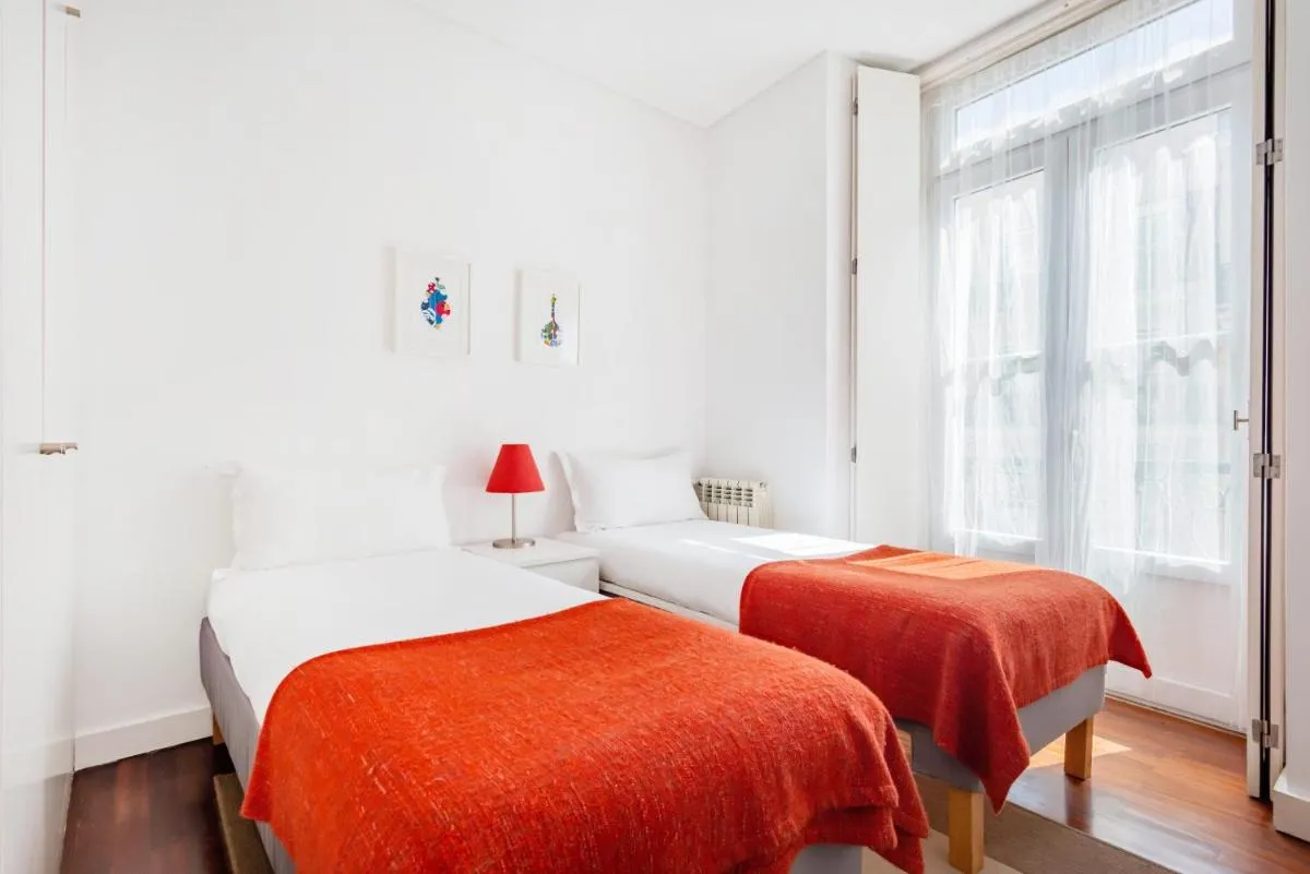 Image 2 of Chiado Prime Camões Apartment