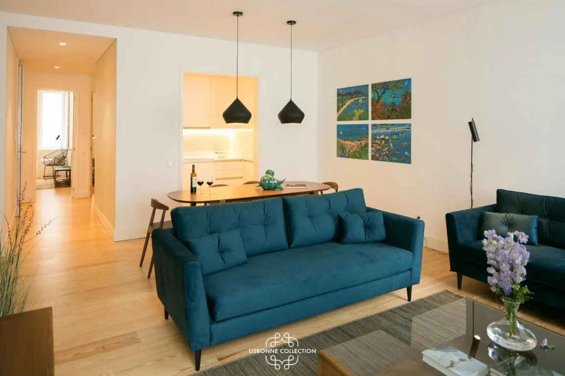 Image of Downtown Stylish by the River 66 by Lisbonne Collection