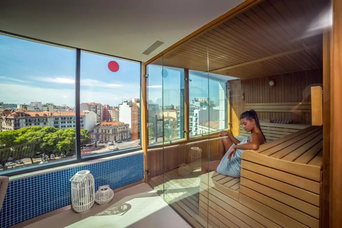 Image 1 of EVOLUTION Lisboa Hotel