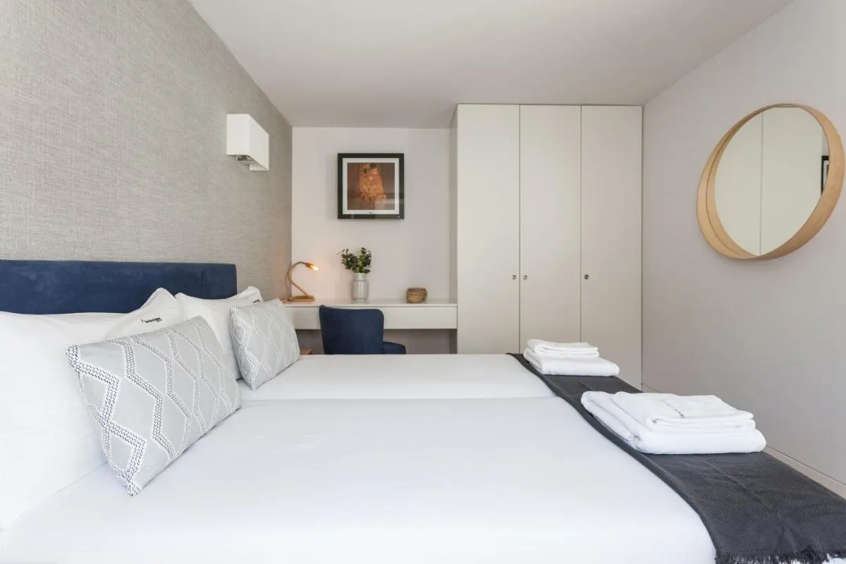 Image 6 of FLH Chiado Elegant Apartment