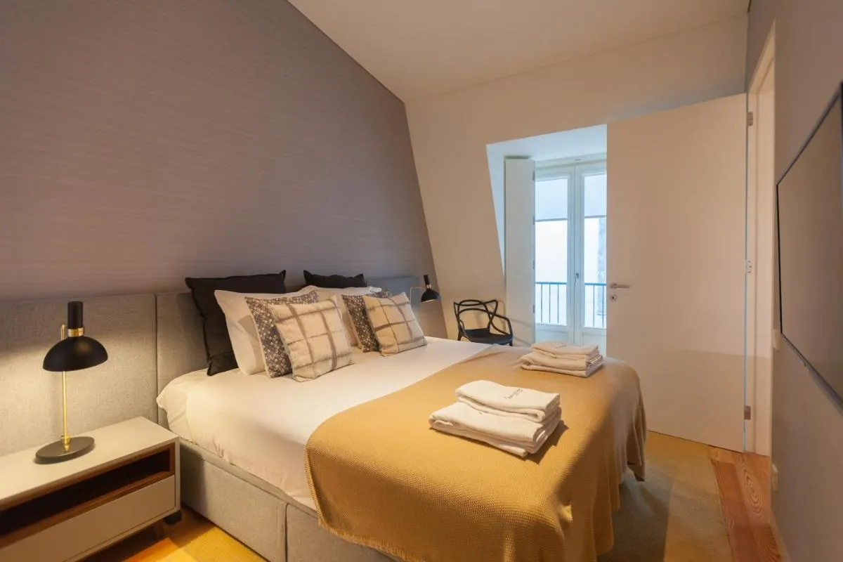Image 1 of FLH Chiado Stylish Flat