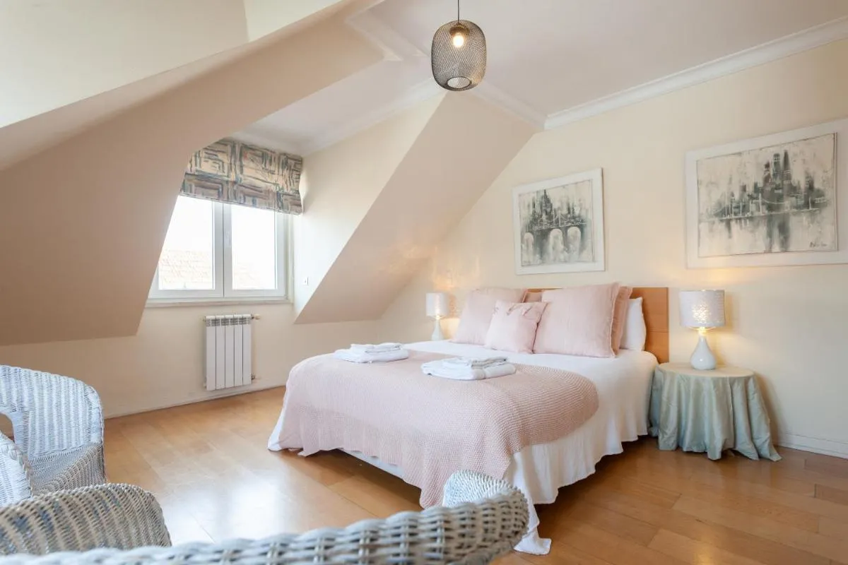 Image 6 of FLH Chic Chiado Exotic Spacious Residence
