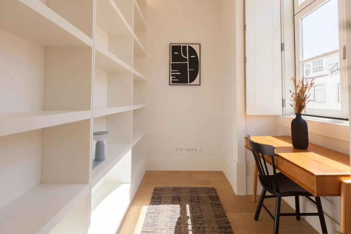 Image 6 of FLH Downtown Central Boho Flat