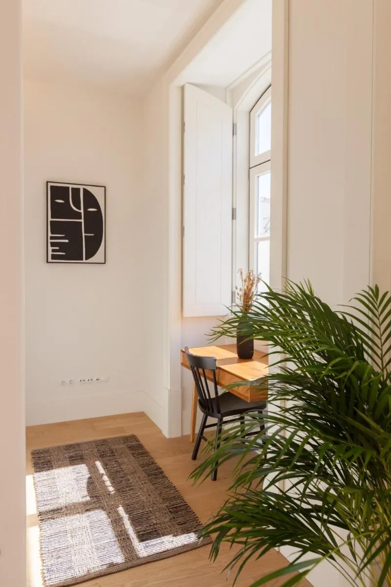 Image 5 of FLH Downtown Central Boho Flat