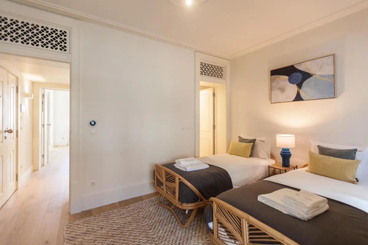Image 1 of FLH Downtown Central Stylish Apartment