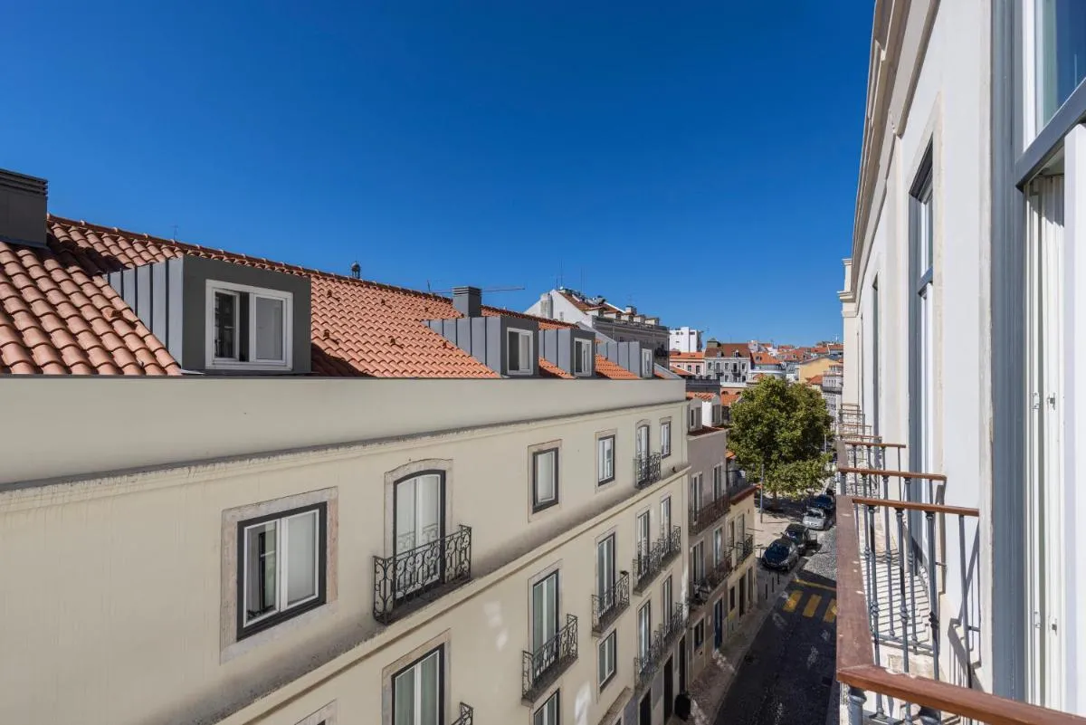 Image 5 of Glamorous 3BDR Apartment in City Center by LovelyStay