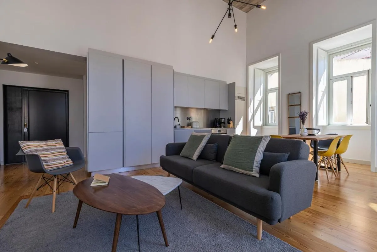Image 3 of Glamorous 3BDR Apartment in City Center by LovelyStay