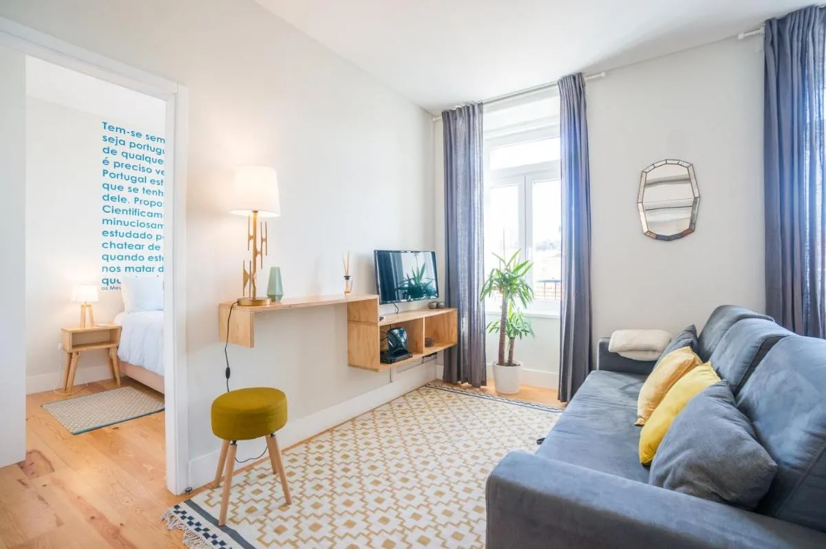 Image 2 of GuestReady – Chic and vibrant stay near Anjos