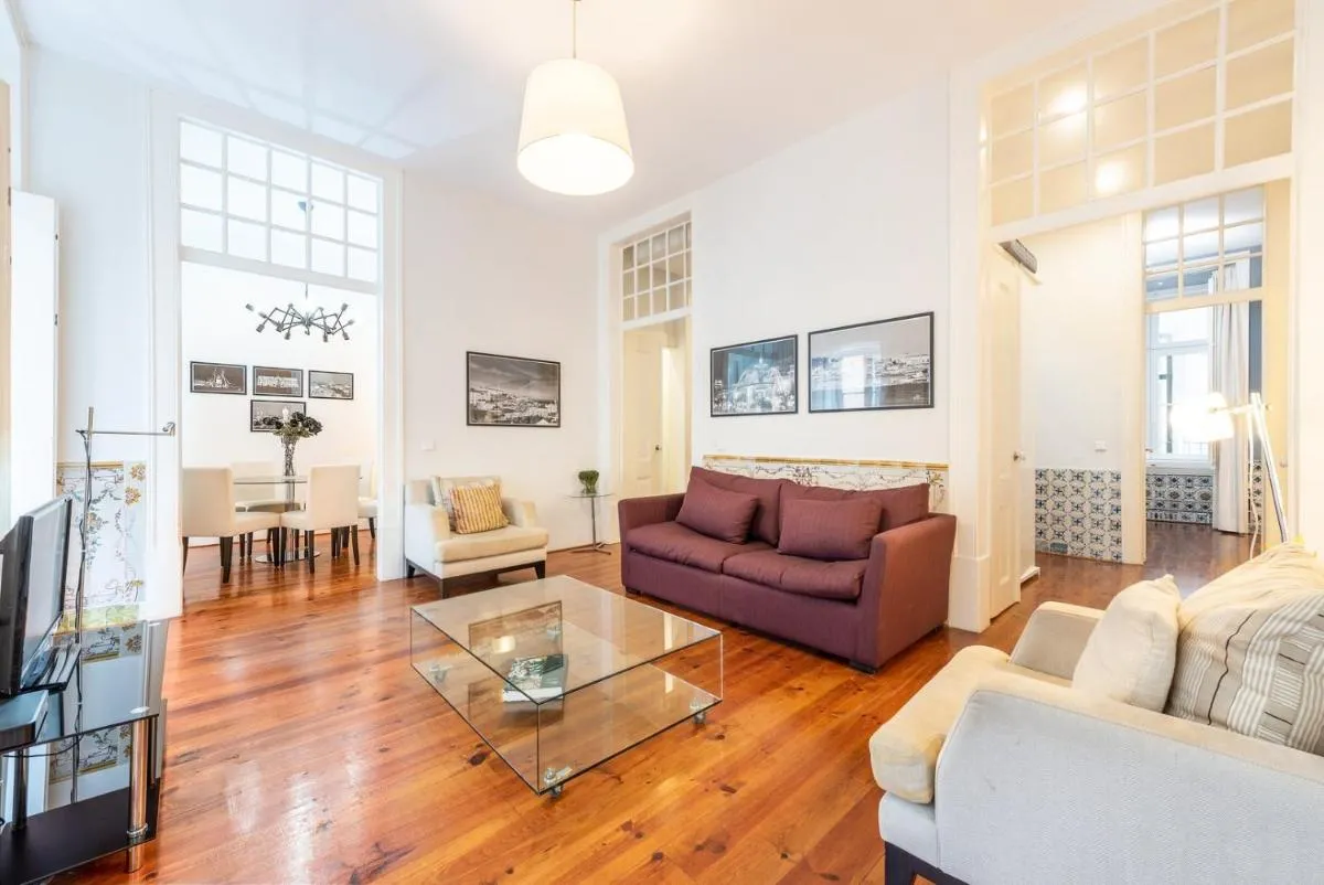 Image 4 of GuestReady – Mod-Luxe 2BR apt near Cais das Colunas