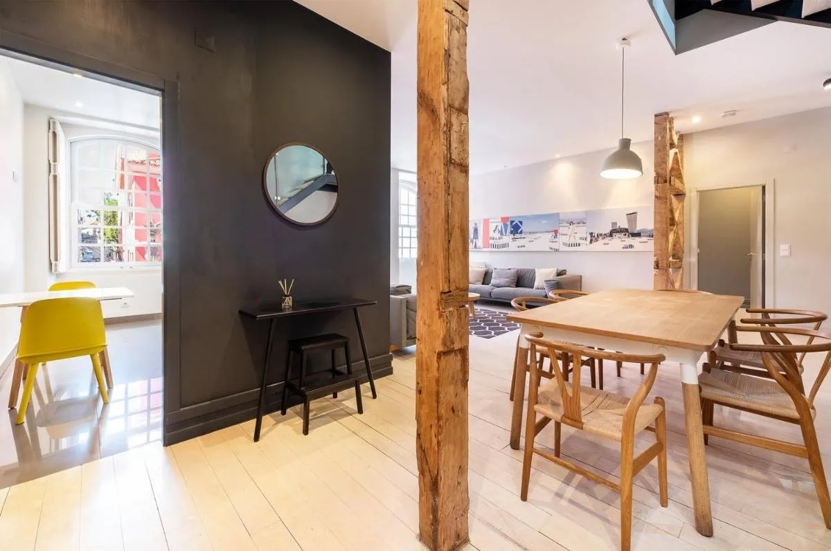 Image 6 of GuestReady – Newly Renovated Chiado Haven