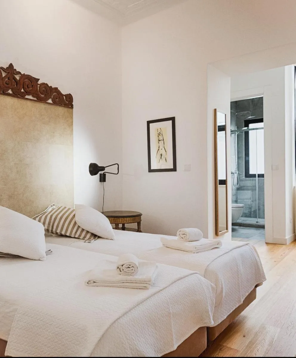 Image 4 of Gulbenkian Apartment