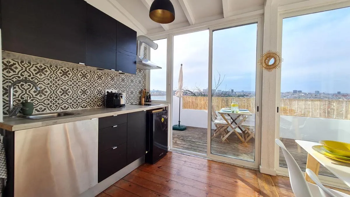 Image 6 of Happy Stay Lisbon – Suite with a view, private terrace & AC