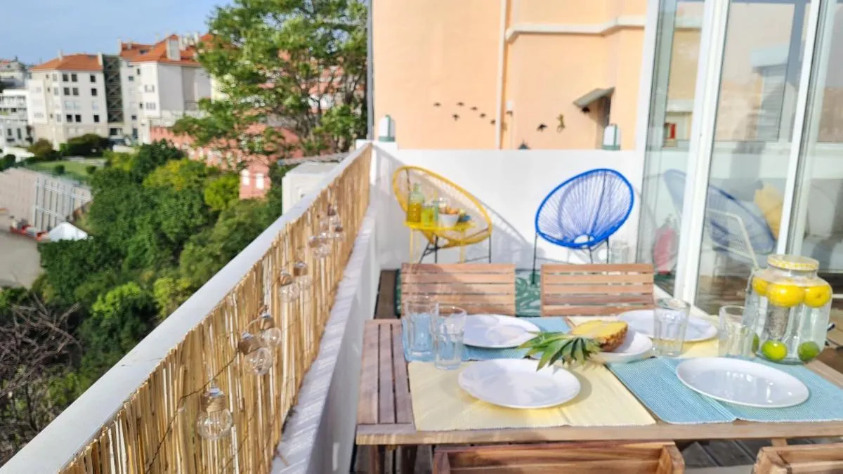 Image 2 of Happy Stay Lisbon – Suite with a view, private terrace & AC