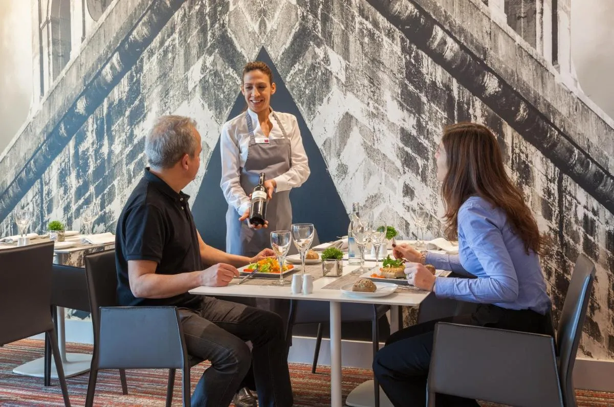 Image 3 of Hotel Mercure Lisboa