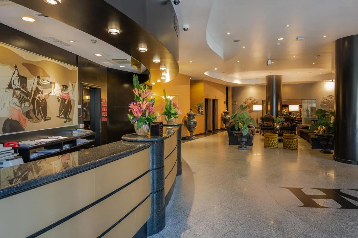 Image 2 of Hotel Mundial