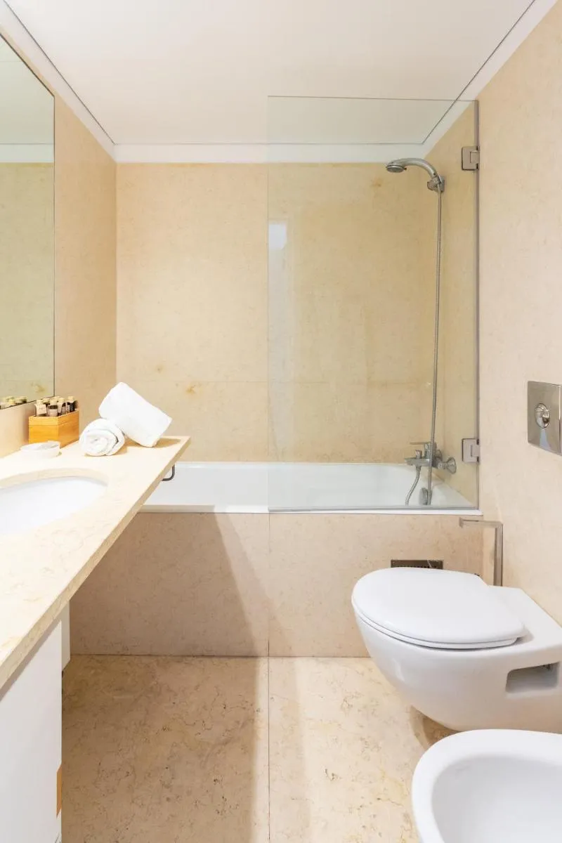 Image 3 of JOIVY Chiado Self Check-In 2-BR Flat with Parking
