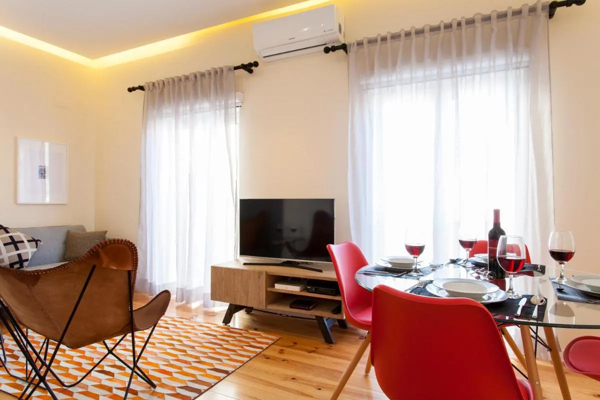 Image 2 of JOIVY Graca Deluxe Apartments