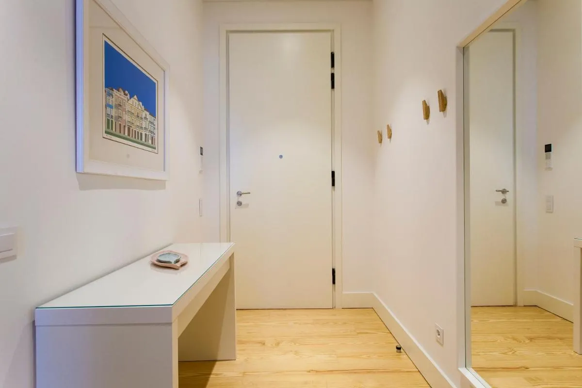 Image 2 of JOIVY Modern 1-bed Apt nearby Praça do Comércio, in Baixa