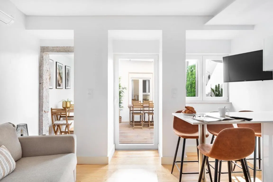 Image of JOIVY Principe Real 2BR Apt with Terrace nearby Botanical Garden of Lisbon