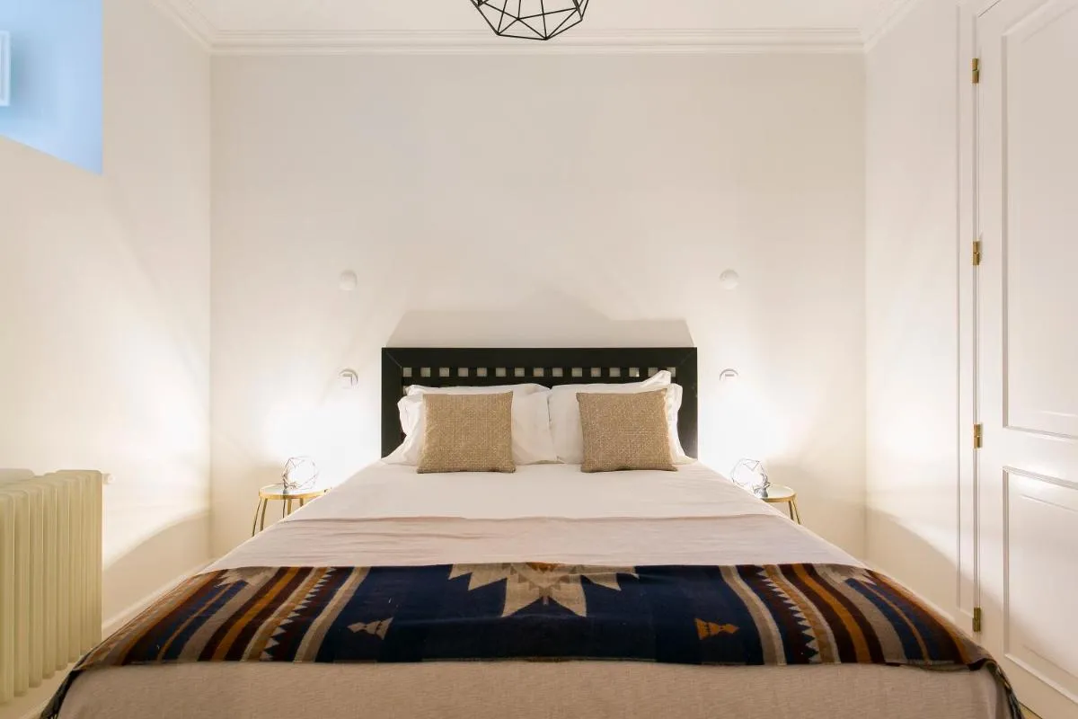 Image 1 of JOIVY Stunning 2BR Apt with garden, by the Avenida subway and Botanical Garden of Lisbon
