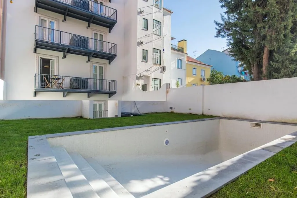 Image 6 of Lapa Garden Studio with Swimming Pool