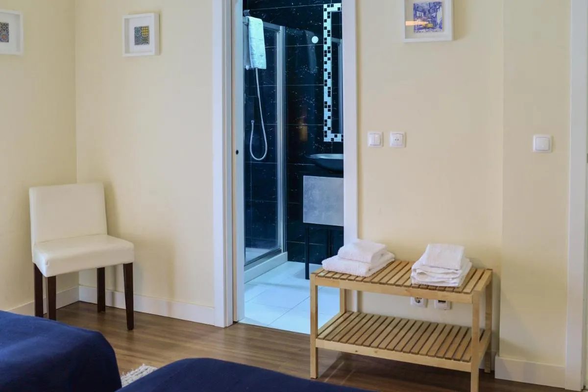 Image 2 of Lisbon Apartment near Marquês Pombal square