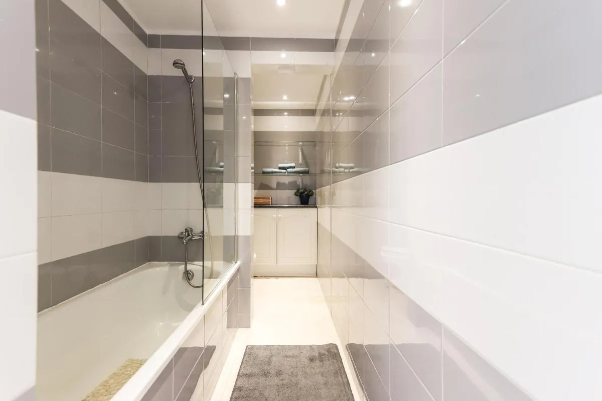 Image 2 of Lisbon Flower 360º – Your Lovely Flat with Pool and Parking