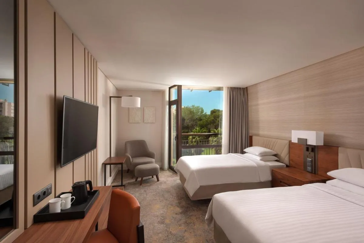Image 4 of Lisbon Marriott Hotel