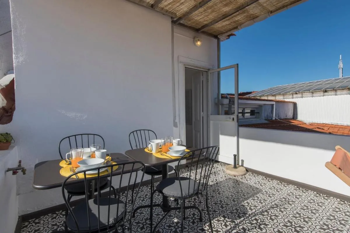 Image 3 of LovelyStay – Bairro Alto Terrace Wonder