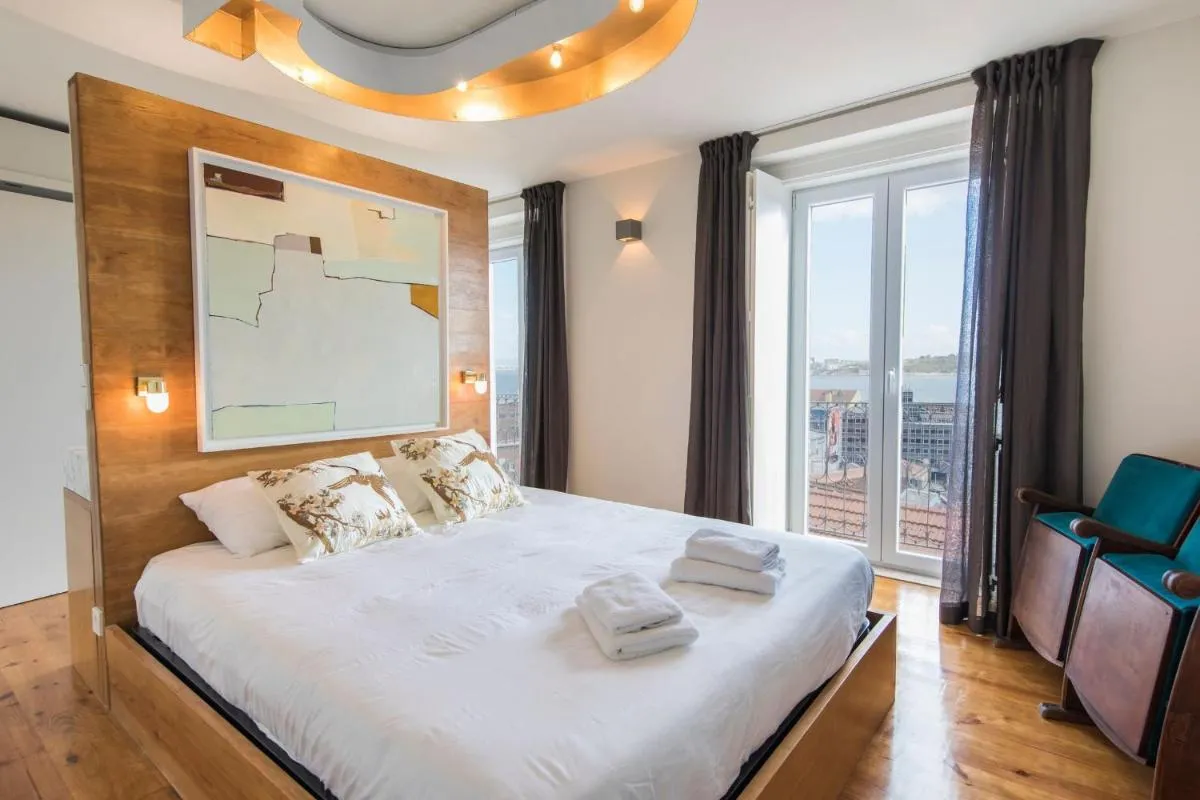 Image 1 of LovelyStay – Stunning Penthouse with the best views