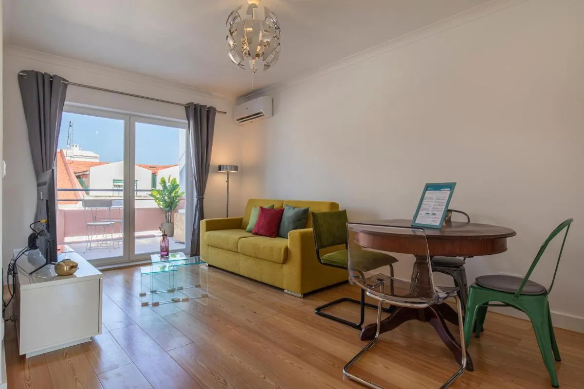Image 3 of LovelyStay – Sunny 1BDR Apartment W/Terrace