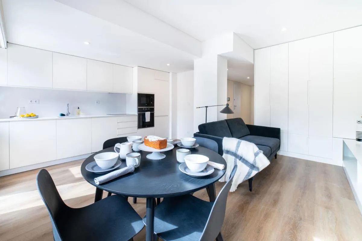 Image 2 of Lusíadas 53 2ºD – Beautiful two-bedroom apartment