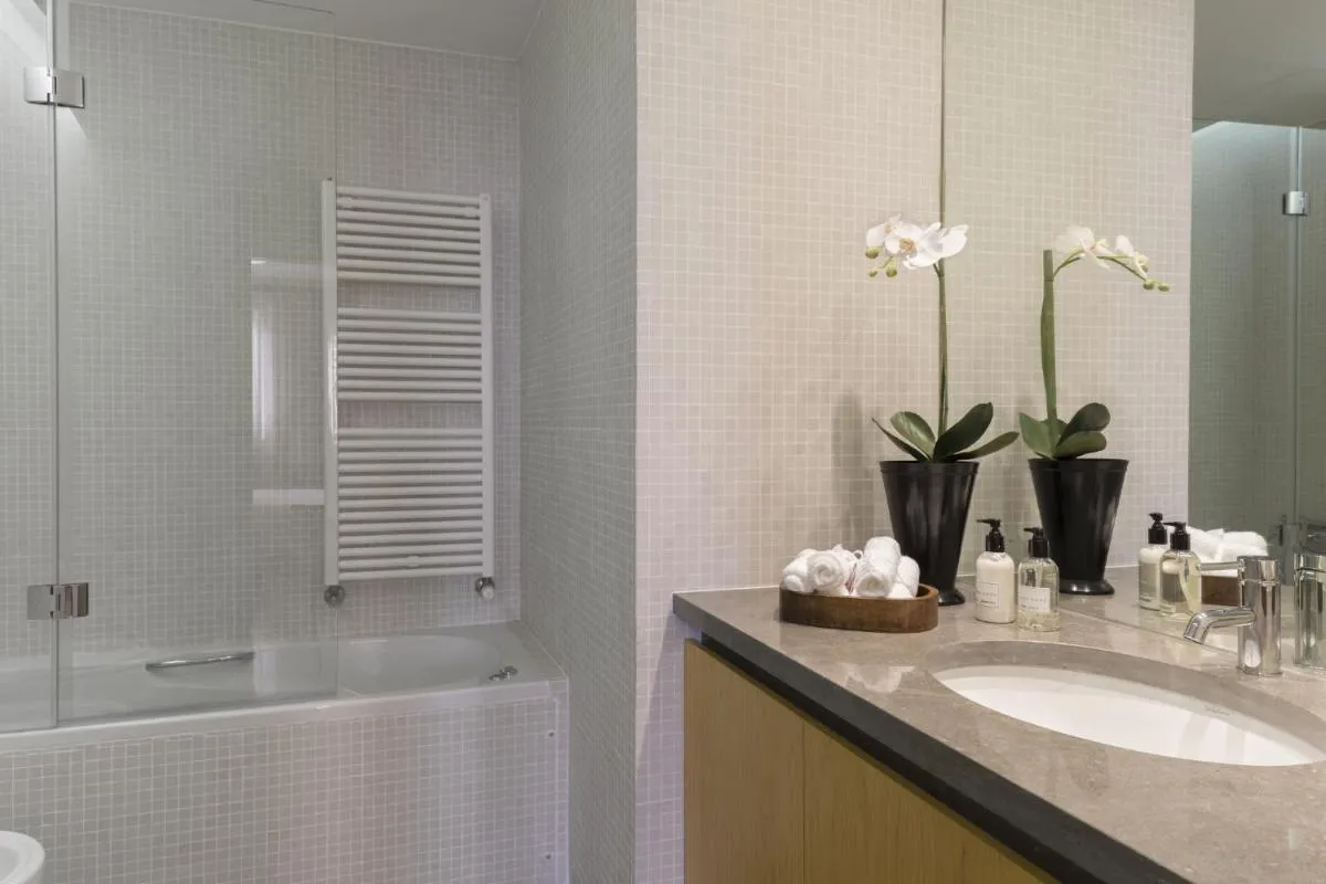 Image 2 of MyPlaceLisbon – Luxury Castle Apartment