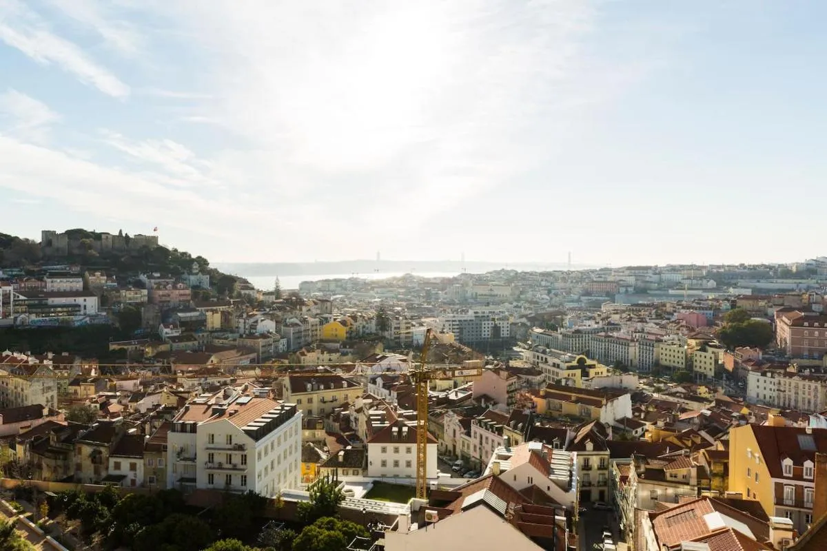 Image 4 of Olá Lisbon – Graça II