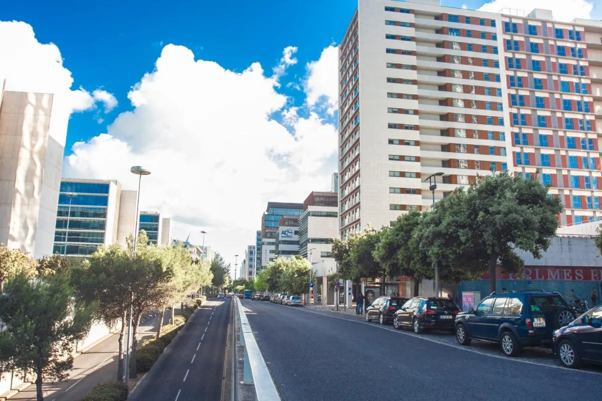 Image 1 of Oriente 57 Housing by APT IIN – Parque das Nações